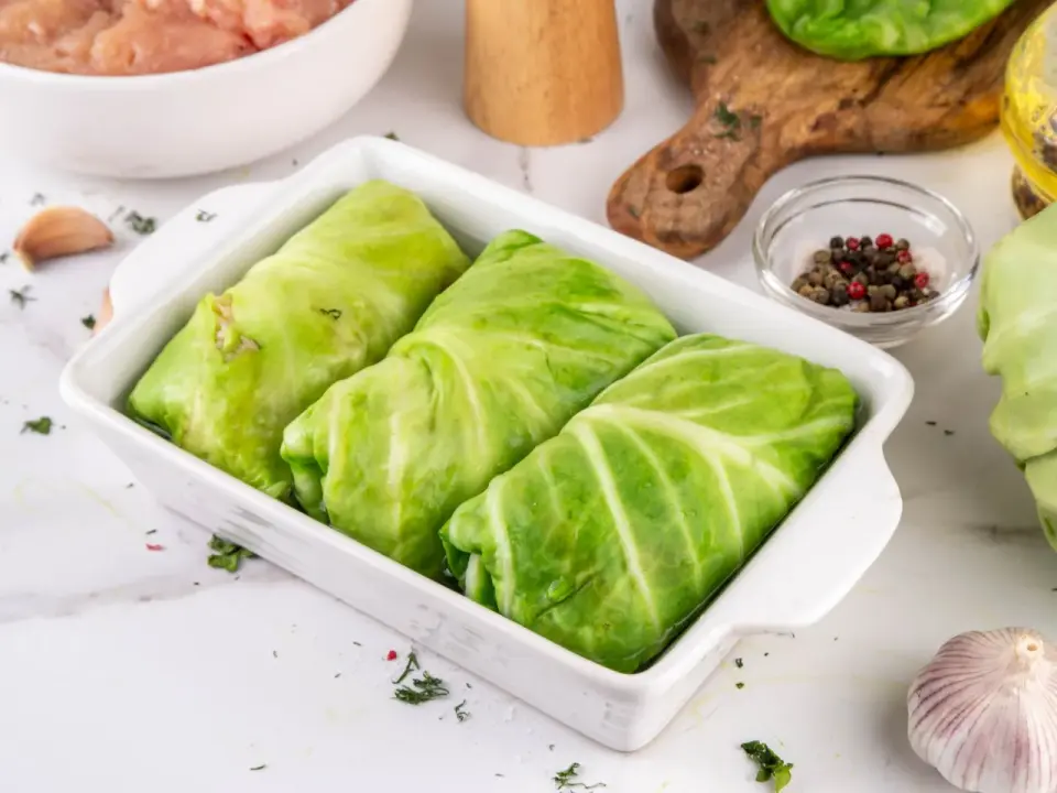 Gołąbki z młodą kapustą - delikatne i szybkie